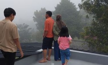 Jual murah villa daerah dingin pemandangan bagus Kiarapedes Wanayasa Purwakarta Jawa Barat