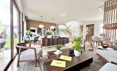 THE WOODS NEW / SANTA MARIA / VENTA