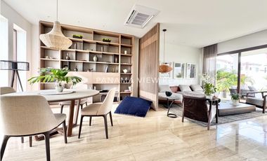 THE WOODS NEW / SANTA MARIA / VENTA