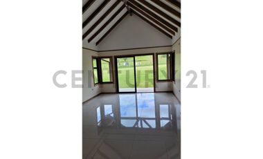 Casa Nueva en solares Pumalal. Tu Refugio Moderno