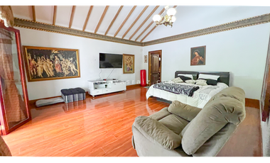 Casa Campestre Independiente en El Poblado
