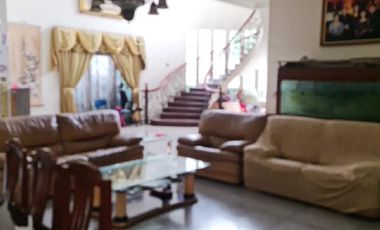 Rumah Mewah Dan Nyaman Di Bandung, Bangunan 2 Lantai