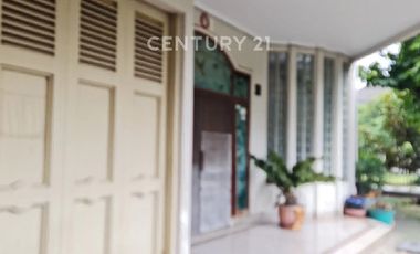 Rumah Mewah Dan Nyaman Di Bandung, Bangunan 2 Lantai