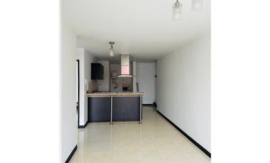 Se vende Apartamento de 2 Habitaciones con ascensor y parqueadero