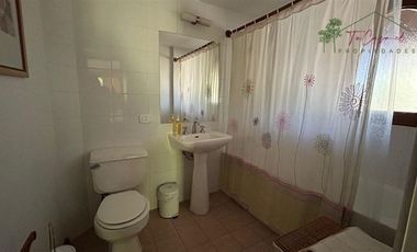 Casa en parcela en arriendo de 4D/3B en Calera de Tango