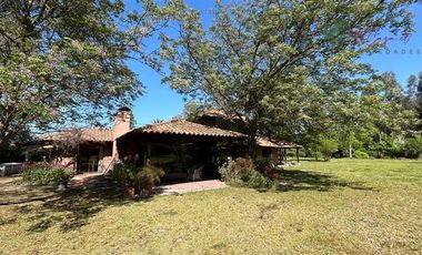 Casa en parcela en arriendo de 4D/3B en Calera de Tango