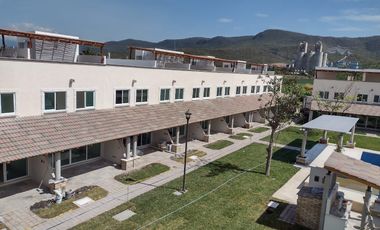 Hermoso condominio Estilo Californiano