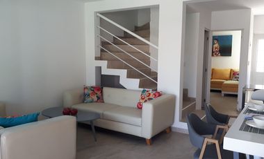 Hermoso condominio Estilo Californiano