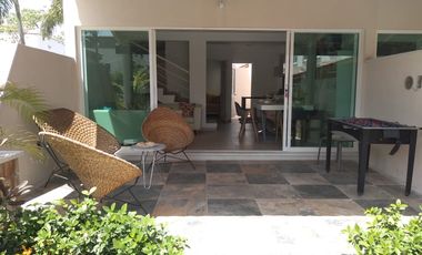Hermoso condominio Estilo Californiano