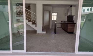 Hermoso condominio Estilo Californiano