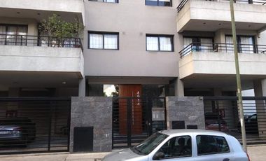 Semipiso en venta en Berazategui Este