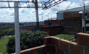 CASA EN VENTA EN EL PLUMON/PEREIRA