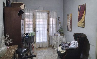 CASA 5 AMBIENTES HAEDO