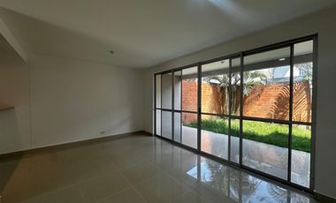 casa en venta en ciudad country. Cod V125063