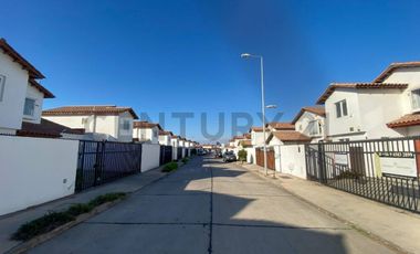 Se vende casa aislada en sector Peñuelas, Coquimbo