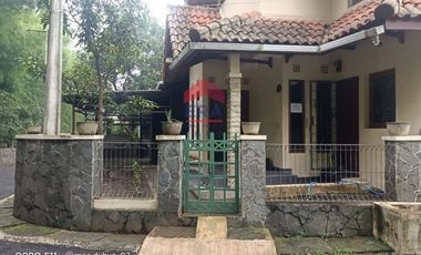 Rumah 2 Lantai Strategis Komplek Setra Asri Gunung Batu Bandung