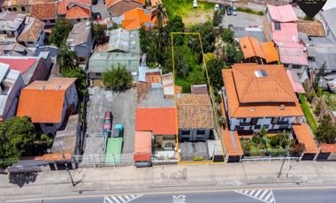 Casa de venta en Av. de las Américas – código:20956