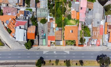 Casa de venta en Av. de las Américas – código:20956