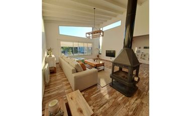 COSTA ESMERALDA - SENDEROS IV 453 - ALQUILER