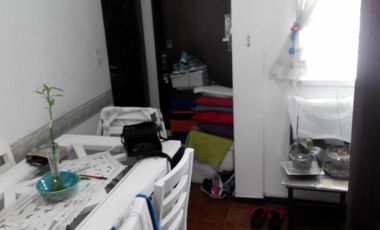 DEPTO 1 AMB. Y MEDIO EN SAN ISIDRO. DON BOSCO 100 2 PISO AL FRENTE
