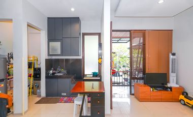 Rumah 2 Lt SHM 15 Mnt ke Bintaro Jaya Xchange Mall Dibantu KPR J-37429