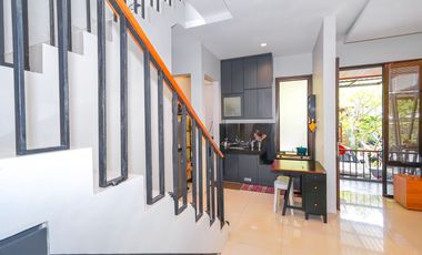 Rumah 2 Lt SHM 15 Mnt ke Bintaro Jaya Xchange Mall Dibantu KPR J-37429