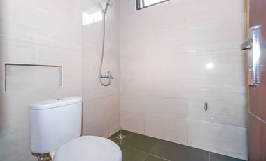 Rumah 2 Lt SHM 15 Mnt ke Bintaro Jaya Xchange Mall Dibantu KPR J-37429