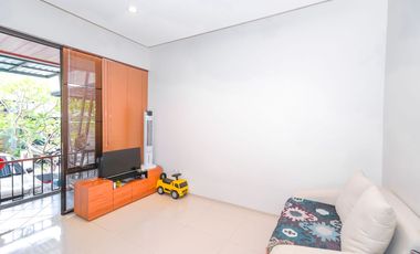 Rumah 2 Lt SHM 15 Mnt ke Bintaro Jaya Xchange Mall Dibantu KPR J-37429