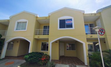 casa condominio en arriendo en villa campestre. Cod A12315
