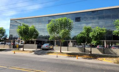 Oficina en venta y alquiler - San Isidro