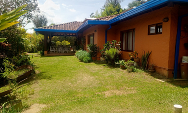 finca en venta en vía la fe. Cod V400593