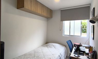 apartamento en arriendo en prados del este. Cod A31050