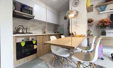 apartamento en arriendo en prados del este. Cod A31050