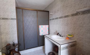 casalote en venta en seleccionar barrio. Cod V108050
