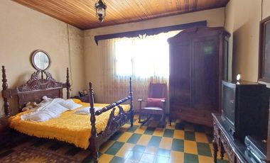 casalote en venta en seleccionar barrio. Cod V108050