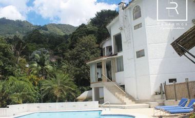 casa en arriendo en loma del chocho. Cod A10810