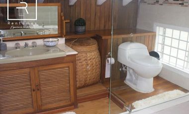 casa en arriendo en loma del chocho. Cod A10810