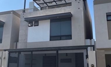 Casa en venta privada Cumbres Sole