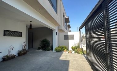 Casa en venta privada Cumbres Sole