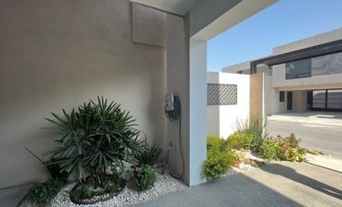 Casa en venta privada Cumbres Sole