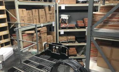 ALQUILO LOCAL COMERCIAL EN PARQUE INDUSTRIAL COSTA DEL ESTE 230 M2