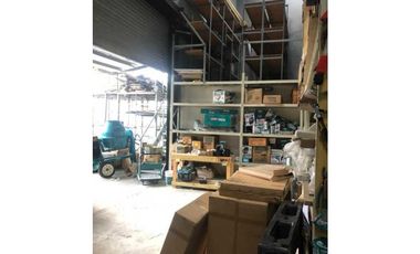 ALQUILO LOCAL COMERCIAL EN PARQUE INDUSTRIAL COSTA DEL ESTE 230 M2