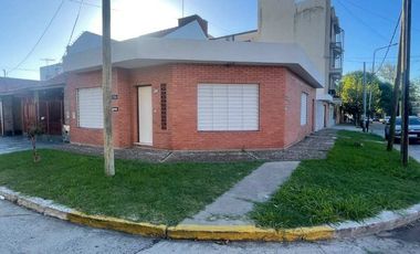 Casa en venta en Bernal Oeste