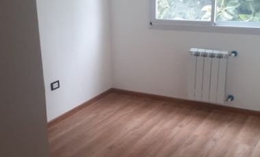 Duplex en venta en Ezpeleta Este