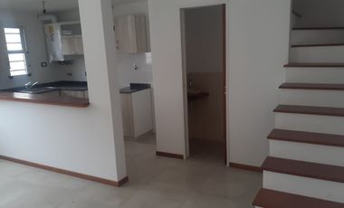 Duplex en venta en Ezpeleta Este