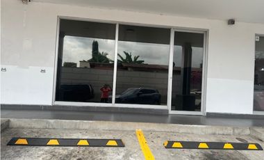 ALQUILO LOCAL BRISAS DEL GOLF DONDE  ESTA LA RANA DORADA