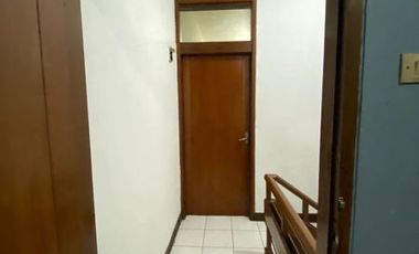 Rumah dijual cimahi tanah 300 meter 2 m an Siap huni