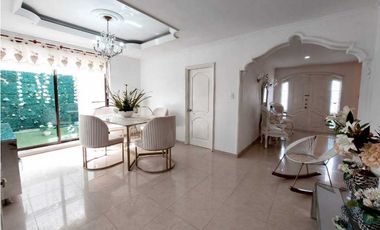 Casa residencial o comercial en arriendo