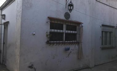 CASA 3 AMBIENTES CON QUINCHO TODO EN PLANTA BAJA SOBRE LOTE DE 195M2 EN FORMOSA Y 14 DE JULIO