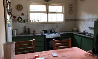 CASA 3 AMBIENTES CON QUINCHO TODO EN PLANTA BAJA SOBRE LOTE DE 195M2 EN FORMOSA Y 14 DE JULIO
